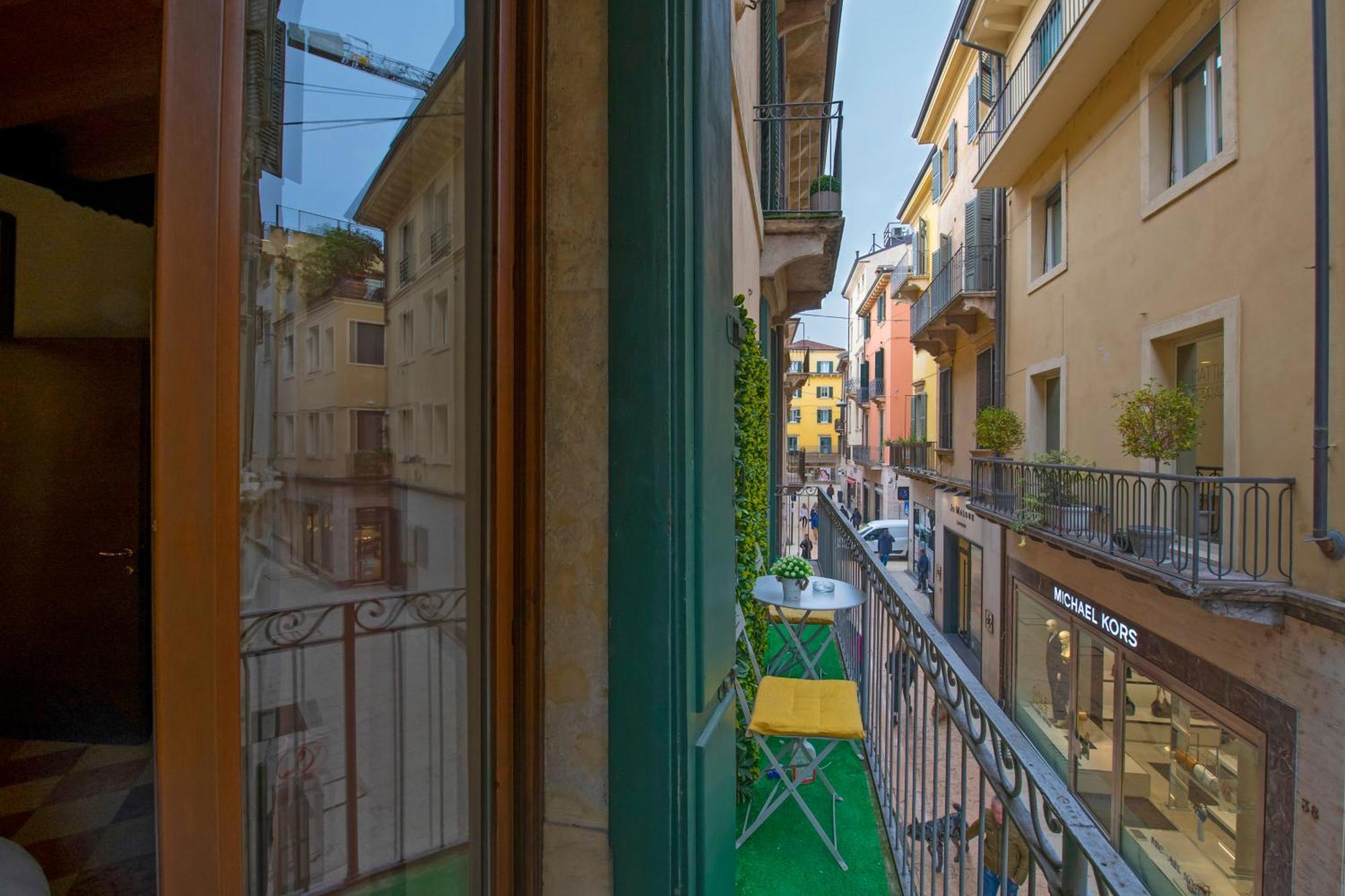Palace Home Mazzini Verona Center 1 المظهر الخارجي الصورة